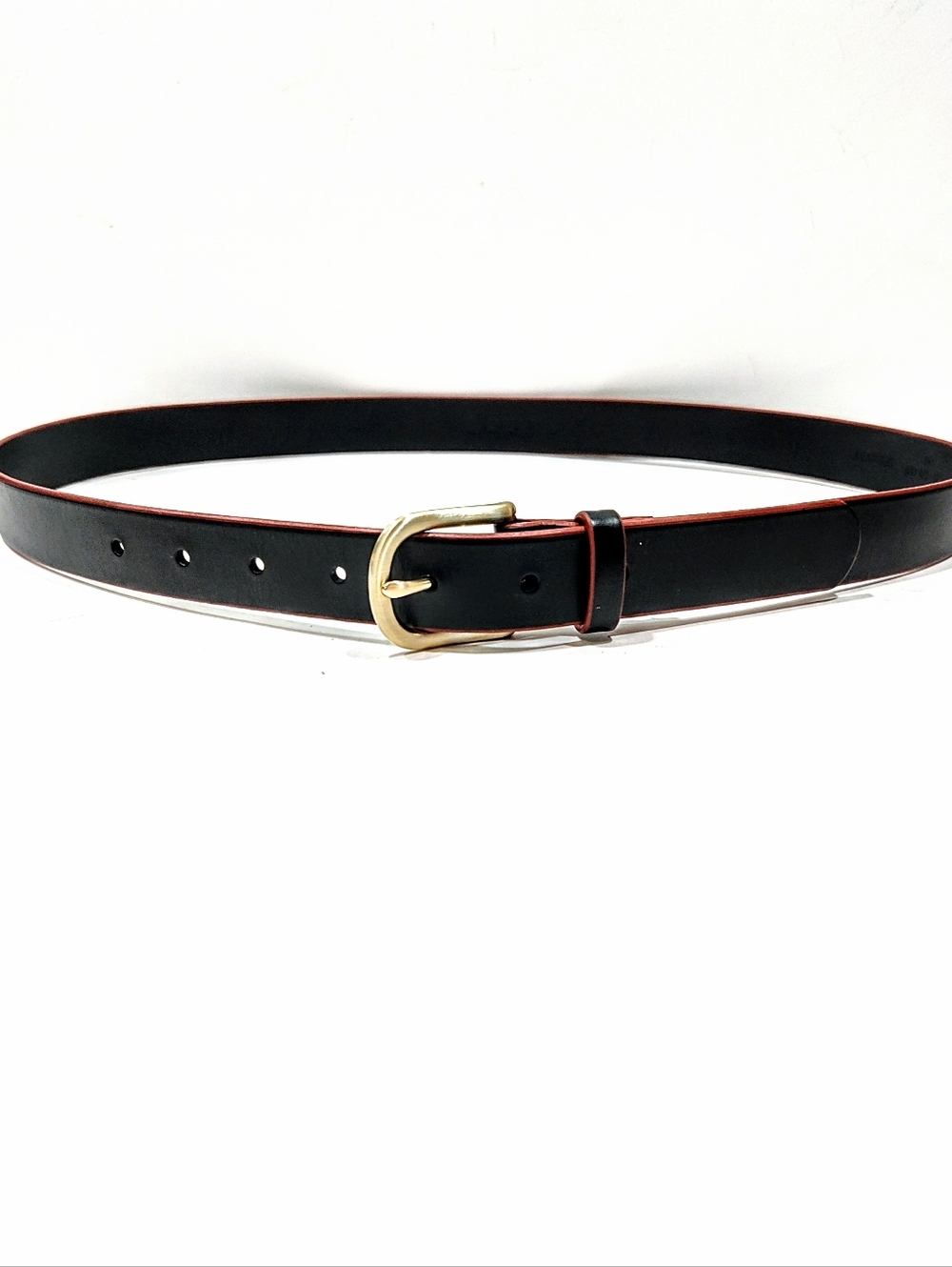 Delta Airlines Black Leather Belt with Red Edge Size M Medium 30½-33 Gold Buckle - Picture 2 of 11